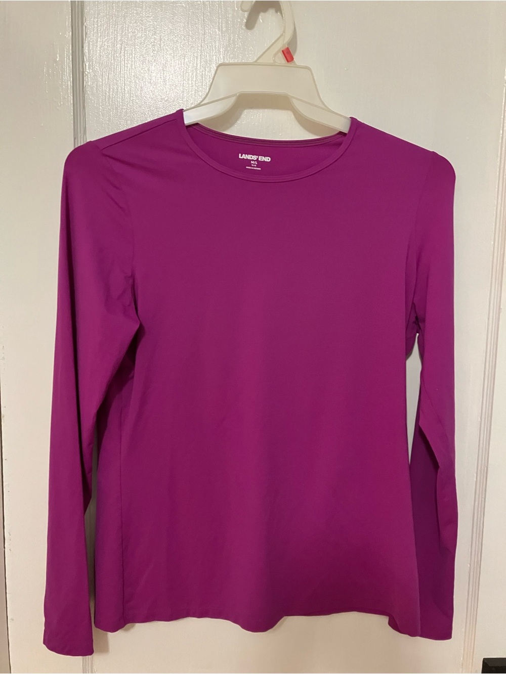 Lands' End Long-Sleeve Rashguard Women’s Medium 10-12- Magenta